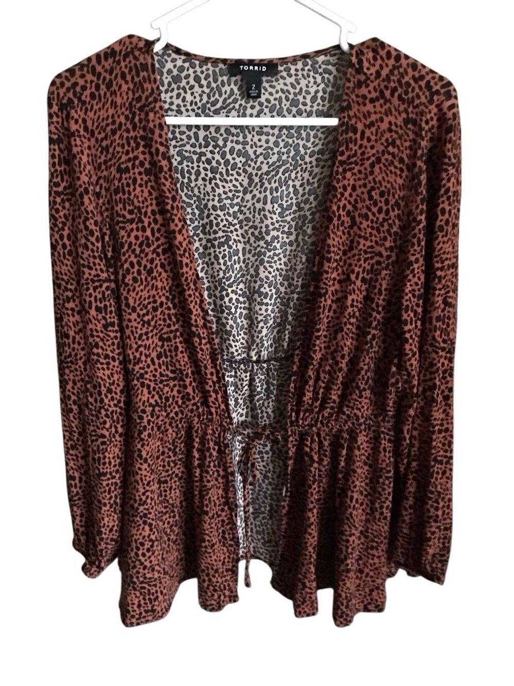 Torrid leopard print brown black shrug open front ties Women’s Size 2X